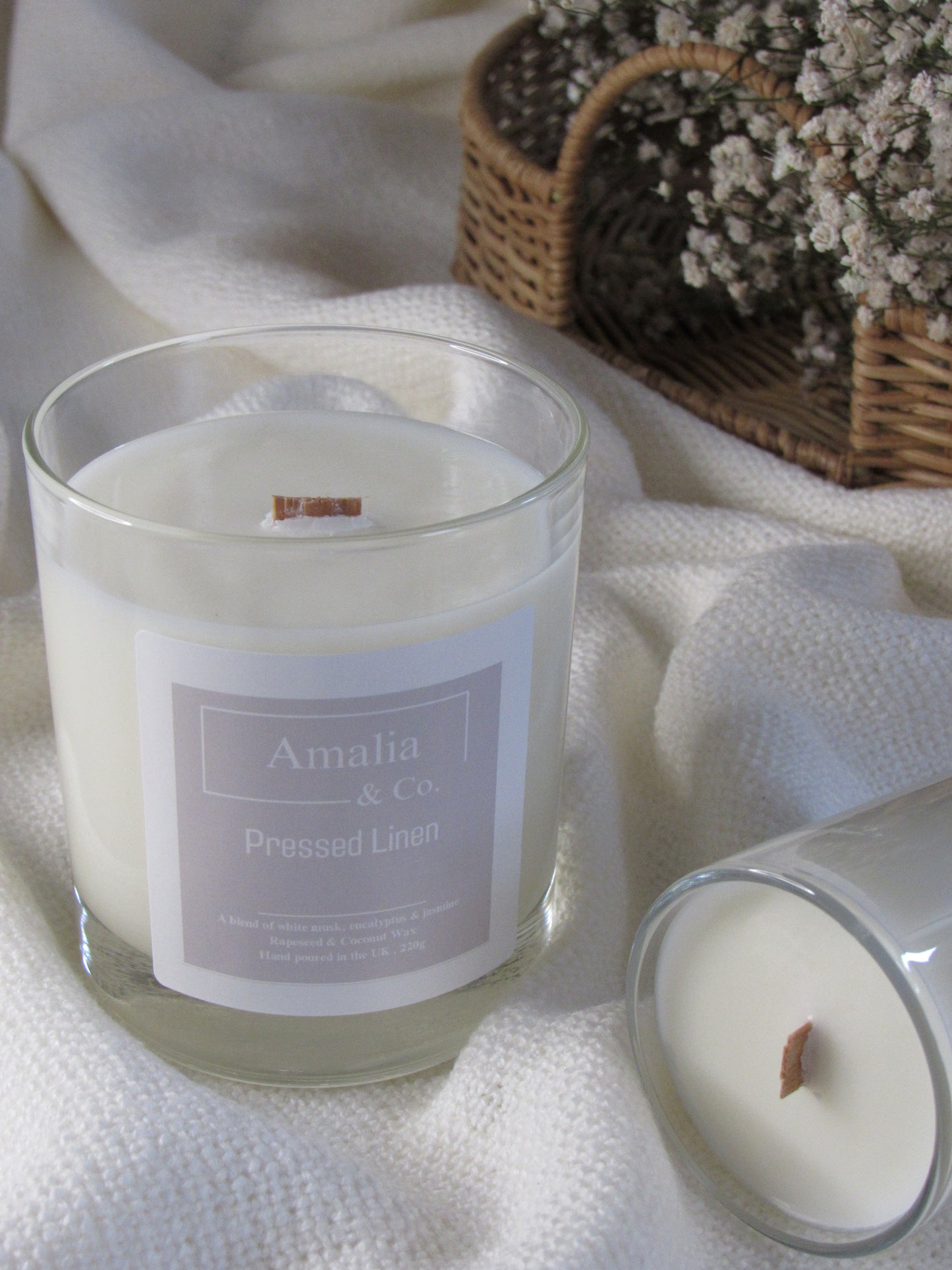 Pressed Linen – White Musk & Jasmine Scented Candle | Eco-Friendly Wood Wick